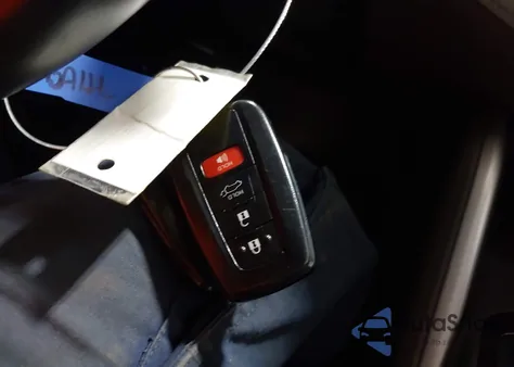 2020 Toyota Highlander Hybrid Xle z USA, uszkodzony, nr VIN 5TDGBRCH7LS505291